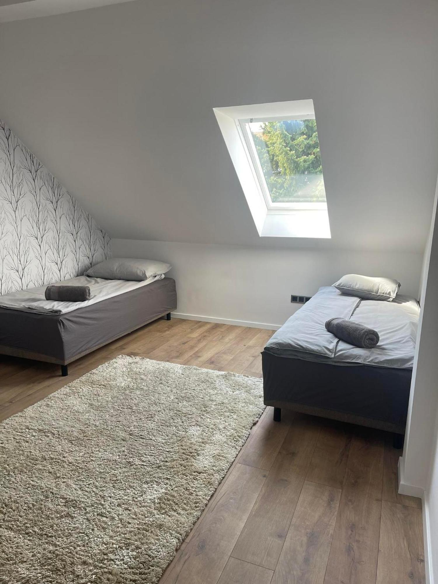 Hotello Apartmanhaz Es Panzio Zalaegerszeg Exterior photo