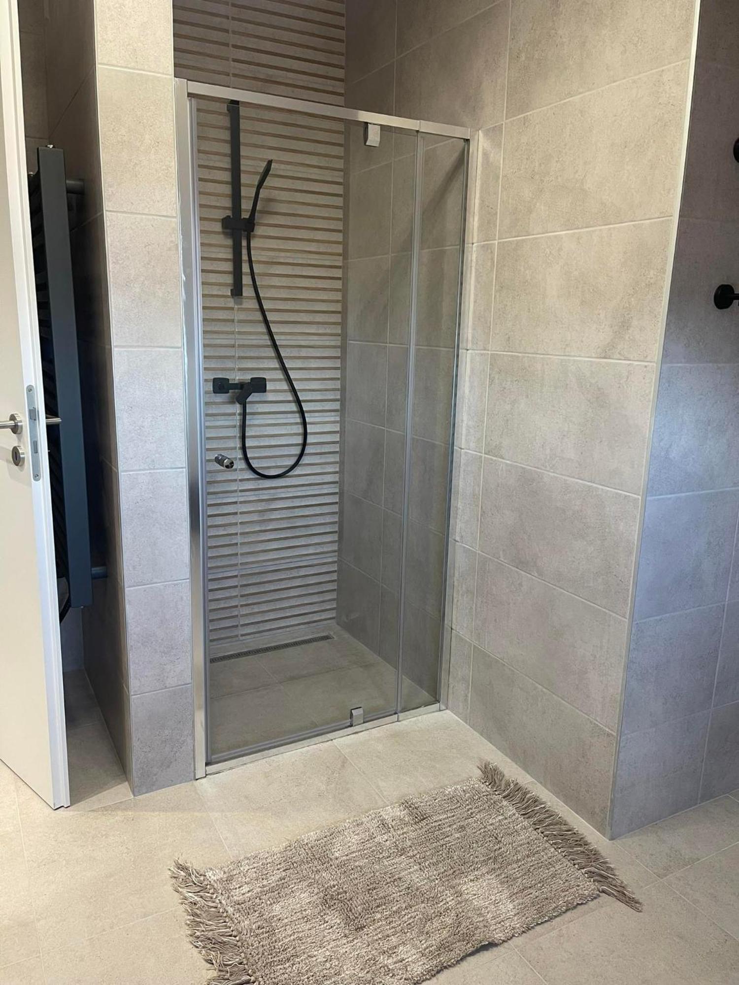 Hotello Apartmanhaz Es Panzio Zalaegerszeg Exterior photo